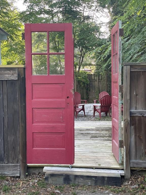 Updated Red Door Revival In Downtown Saint Augustine Екстериор снимка
